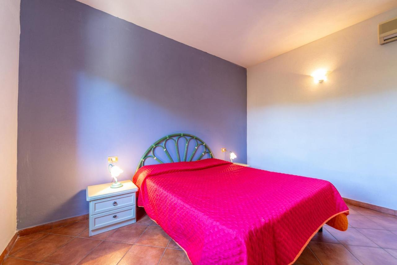 Il Faro San Teodoro Aparthotel Εξωτερικό φωτογραφία