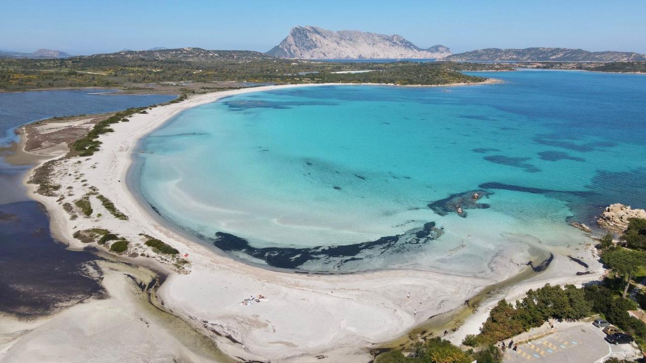 Il Faro San Teodoro Aparthotel Εξωτερικό φωτογραφία